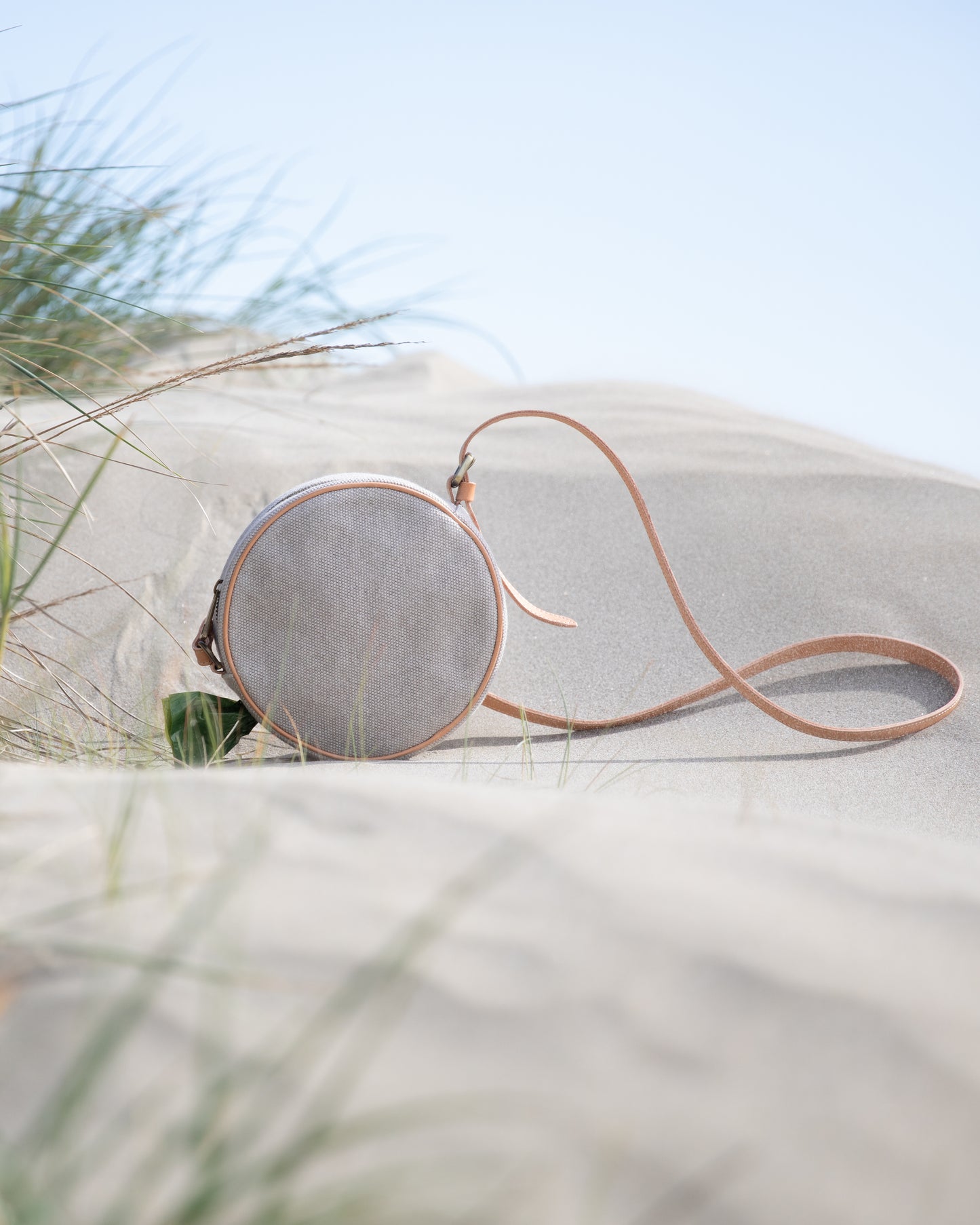 Mini Margaret – Runde Handtasche aus Canvas