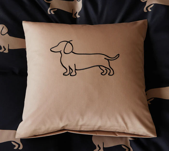 Kissenbezug mit Dackel Motiv in Schwarz/Beige